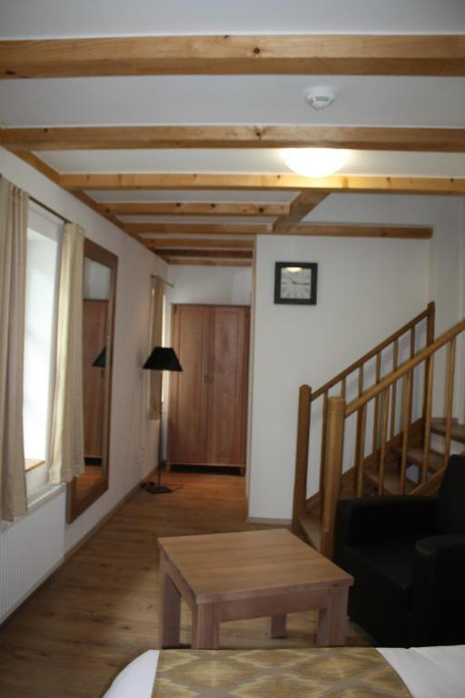 קובורג Hotel Hahnmuehle 1323 מראה חיצוני תמונה