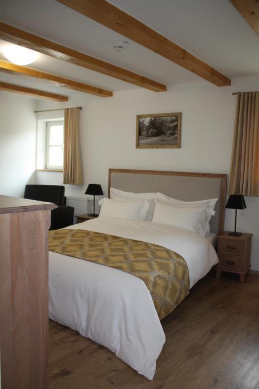 קובורג Hotel Hahnmuehle 1323 מראה חיצוני תמונה